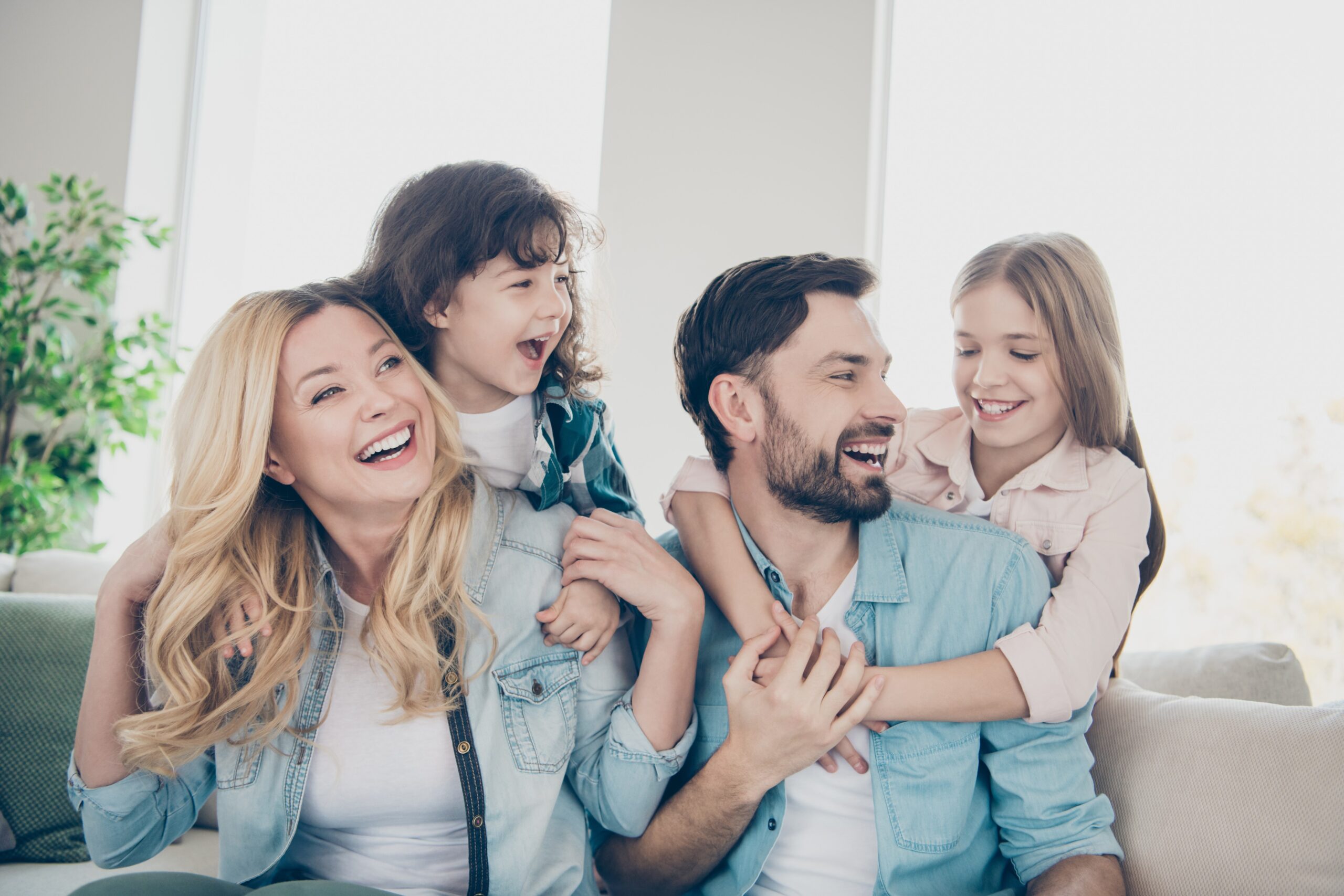 Family of four with two girls